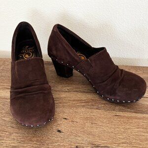 Dansko Nori Suede Brown Heels Size 39 (Size 8, 8.5)